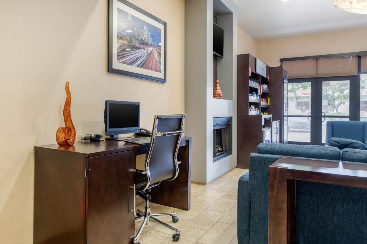 Comfort Suites Near City Of Industry - Los Angeles La Puente Bagian luar foto